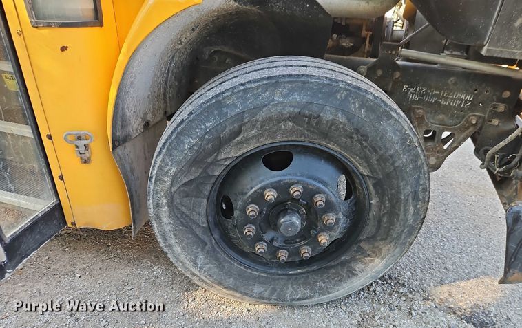 image for item EB8240 2005 Blue Bird Vision school bus