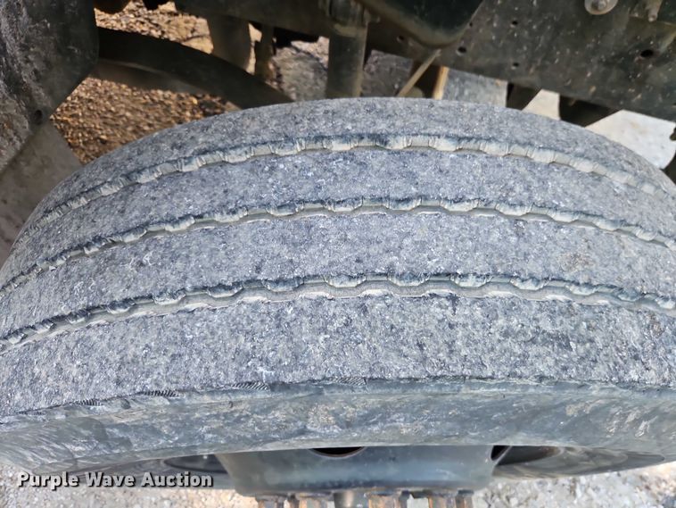 image for item EB8240 2005 Blue Bird Vision school bus