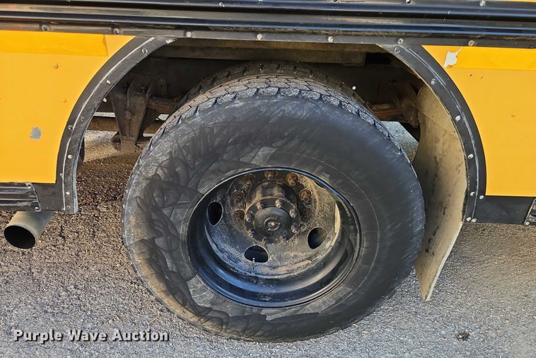 image for item EB8240 2005 Blue Bird Vision school bus