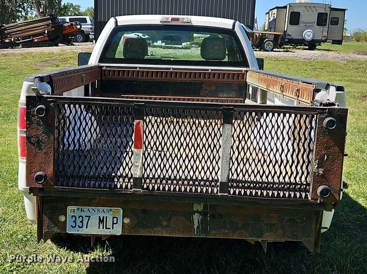 image for item EB8323 2010 Ford F150 pickup truck