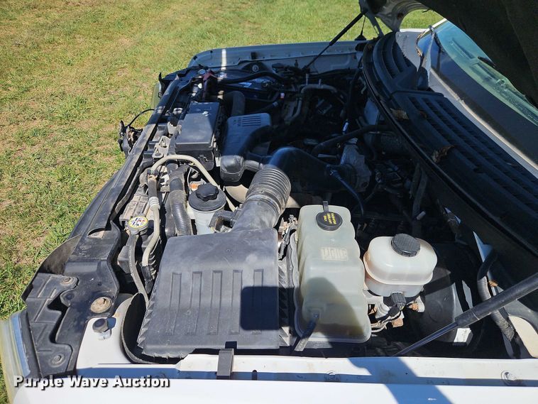 image for item EB8323 2010 Ford F150 pickup truck