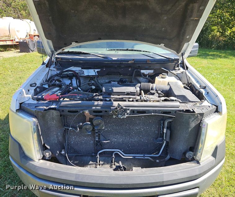 image for item EB8323 2010 Ford F150 pickup truck