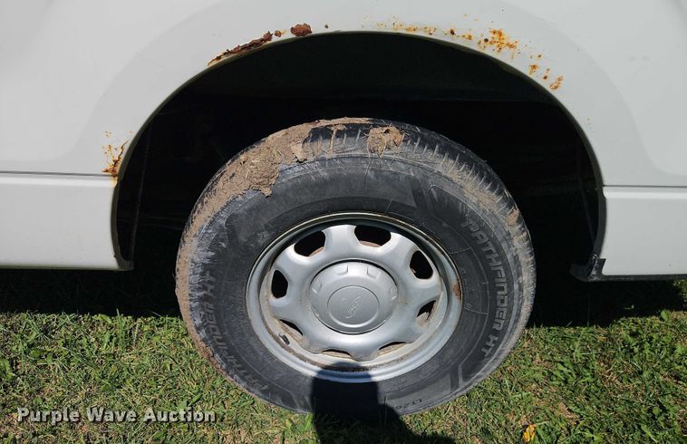 image for item EB8323 2010 Ford F150 pickup truck