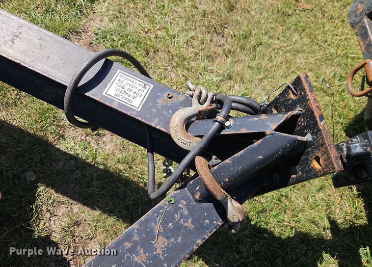 image for item EB8325 2017 Redi Haul RX1827NBE-102 equipment trailer