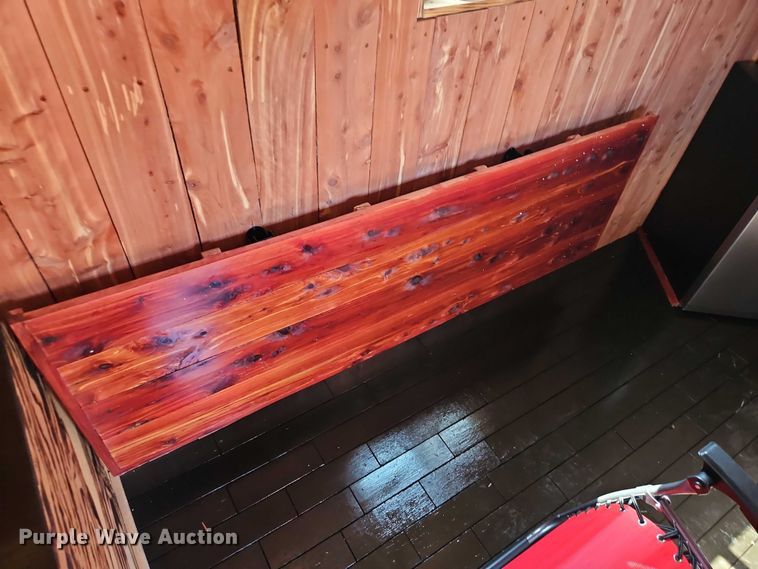 image for item EB8340 2004 Hook-On Trailers horse trailer