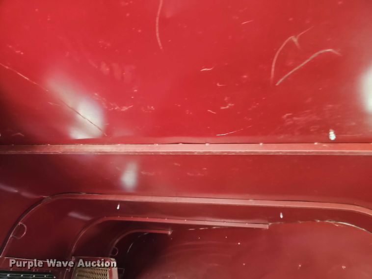 image for item EB8340 2004 Hook-On Trailers horse trailer