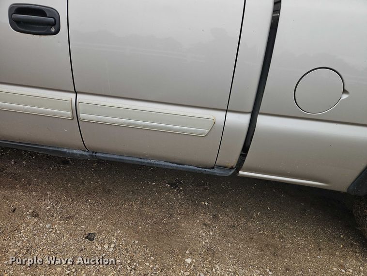 image for item EB8366 2006 Chevrolet Silverado 1500 Ext. Cab pickup truck