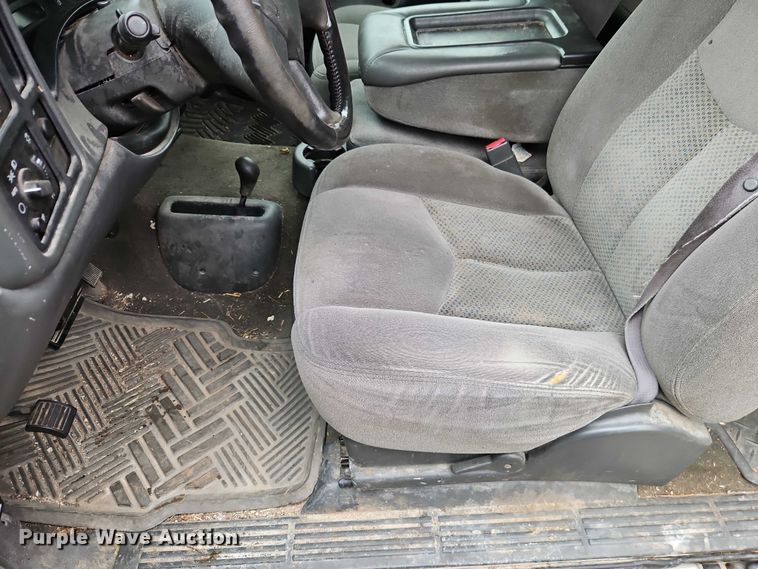 image for item EB8366 2006 Chevrolet Silverado 1500 Ext. Cab pickup truck