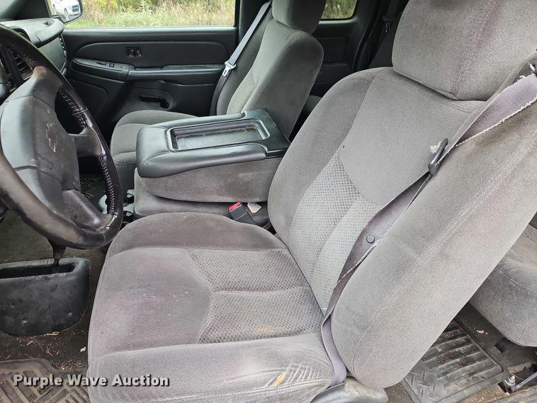 image for item EB8366 2006 Chevrolet Silverado 1500 Ext. Cab pickup truck