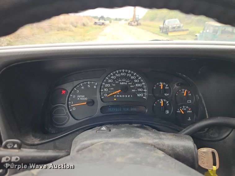 image for item EB8366 2006 Chevrolet Silverado 1500 Ext. Cab pickup truck