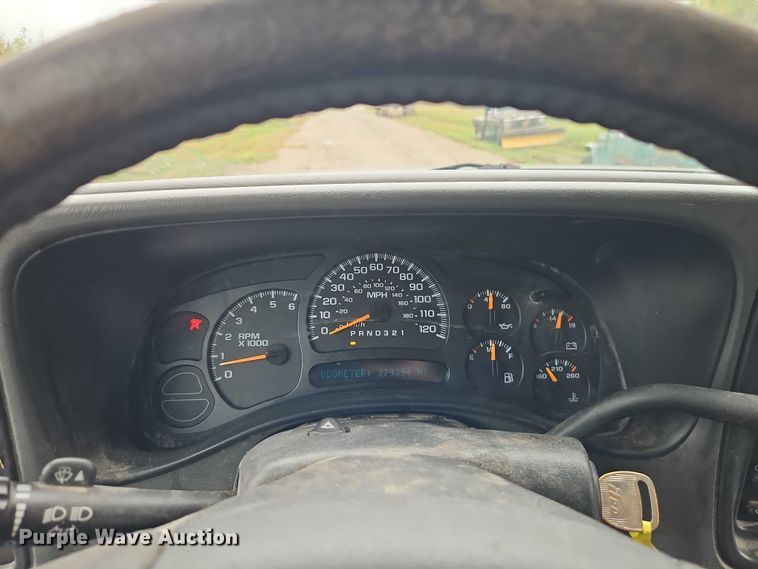 image for item EB8366 2006 Chevrolet Silverado 1500 Ext. Cab pickup truck