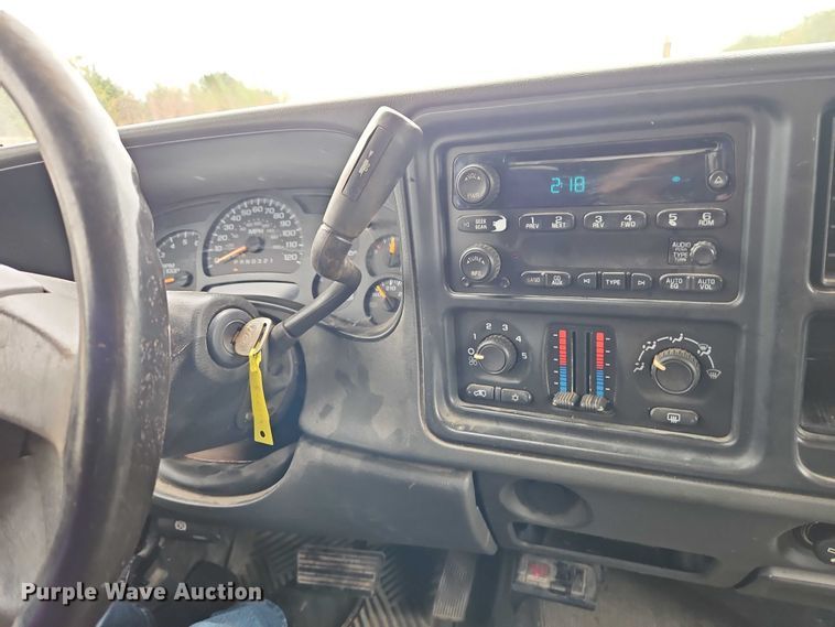 image for item EB8366 2006 Chevrolet Silverado 1500 Ext. Cab pickup truck