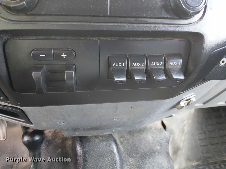 image for item EC1188 2013 Ford F250 Super Duty Crew Cab pickup truck