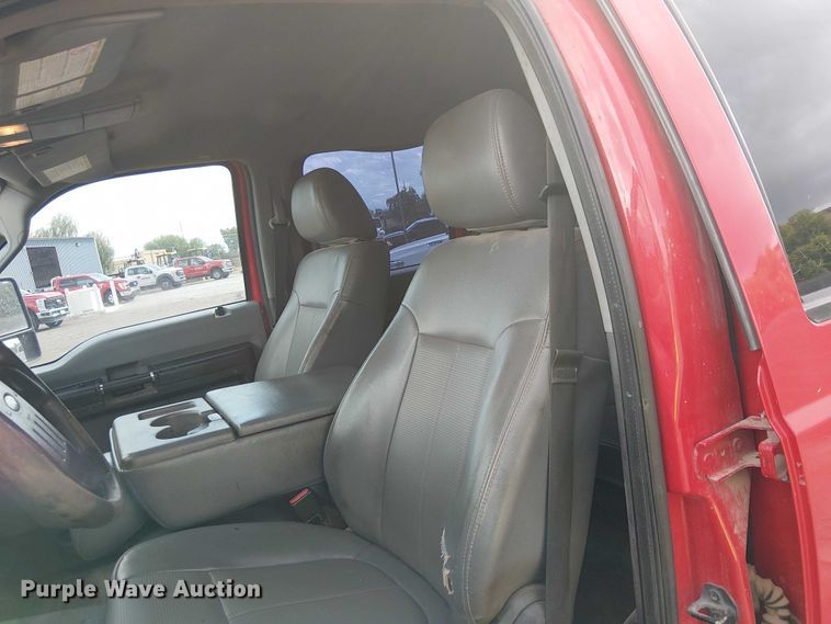 image for item EC1188 2013 Ford F250 Super Duty Crew Cab pickup truck