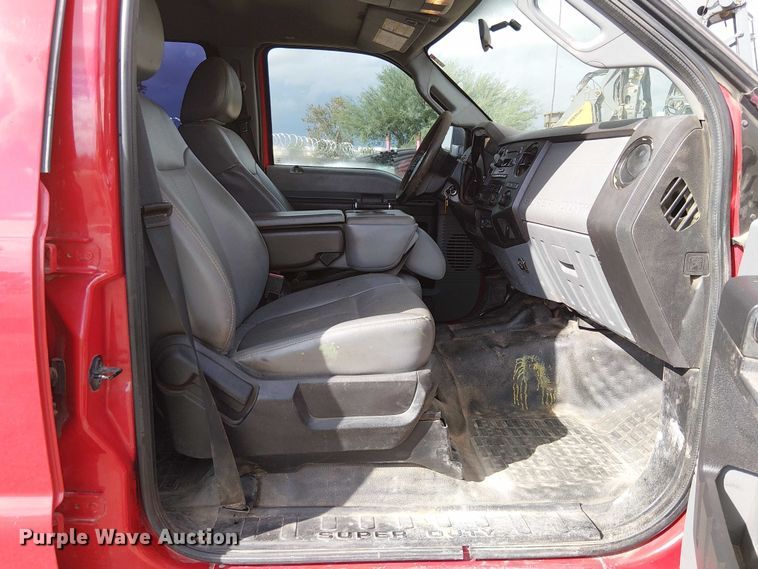 image for item EC1188 2013 Ford F250 Super Duty Crew Cab pickup truck