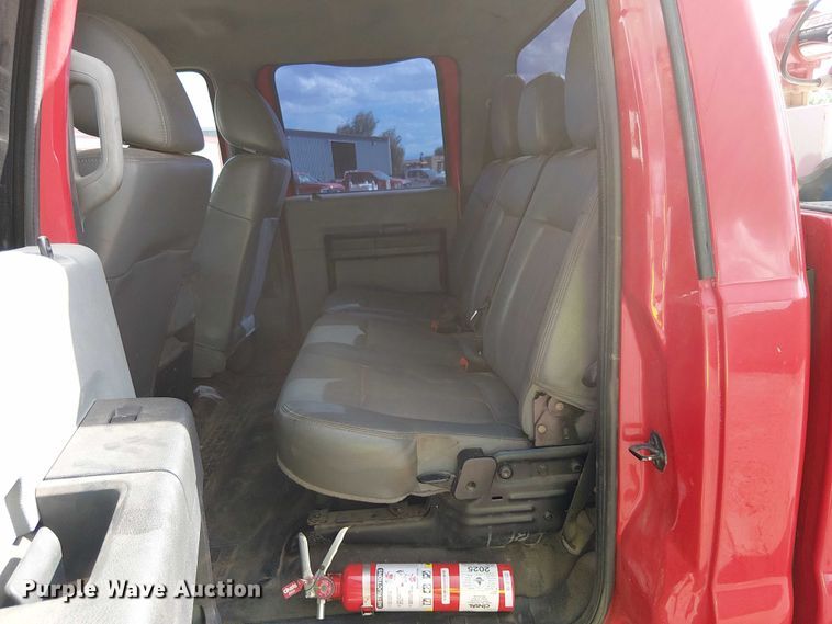 image for item EC1188 2013 Ford F250 Super Duty Crew Cab pickup truck