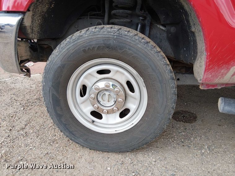 image for item EC1188 2013 Ford F250 Super Duty Crew Cab pickup truck