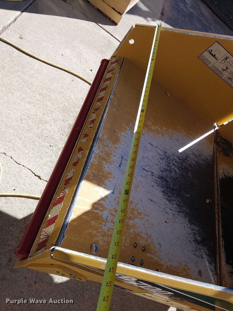 image for item EC1208 2019 Vermeer BC700XL wood chipper