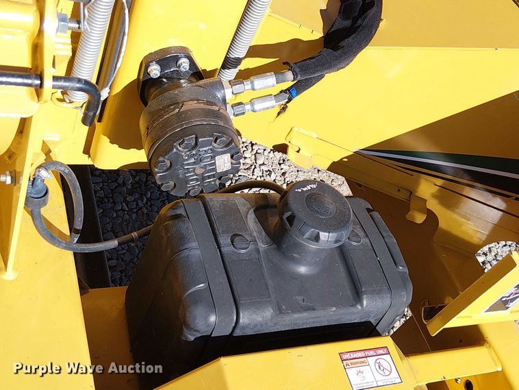 image for item EC1208 2019 Vermeer BC700XL wood chipper