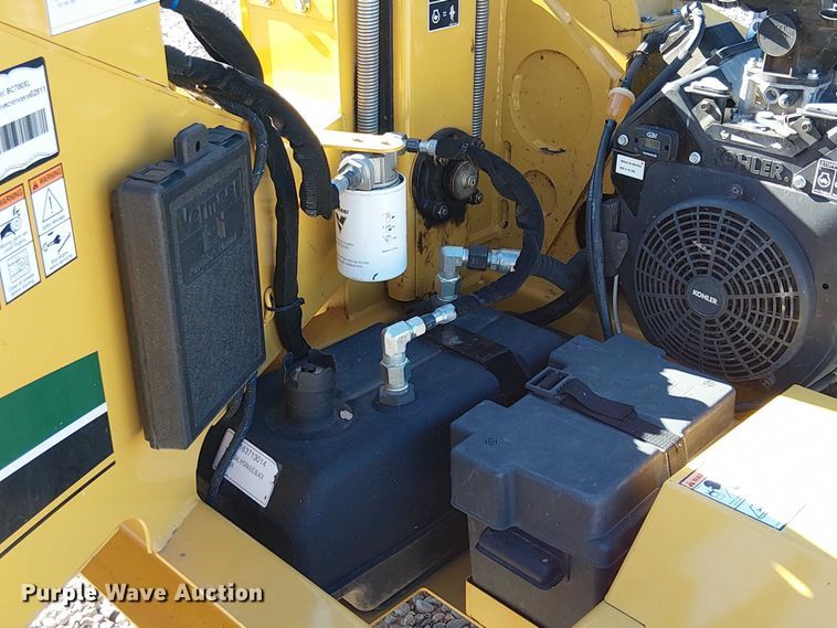 image for item EC1208 2019 Vermeer BC700XL wood chipper