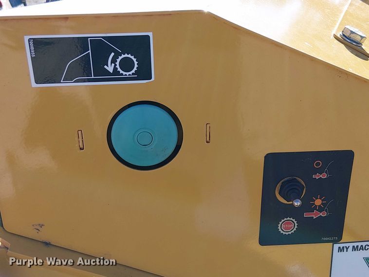 image for item EC1208 2019 Vermeer BC700XL wood chipper