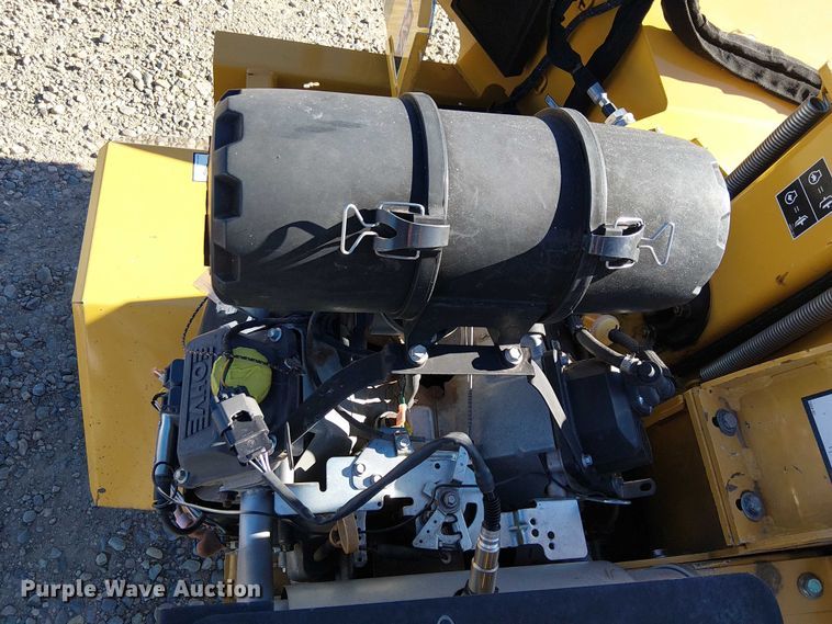 image for item EC1208 2019 Vermeer BC700XL wood chipper