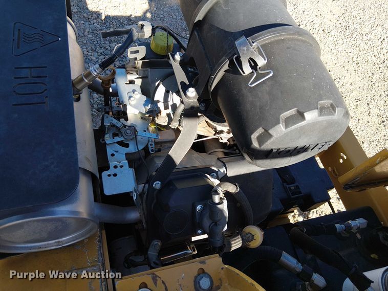 image for item EC1208 2019 Vermeer BC700XL wood chipper