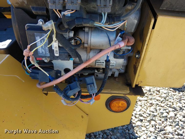 image for item EC1208 2019 Vermeer BC700XL wood chipper