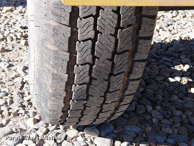 image for item EC1208 2019 Vermeer BC700XL wood chipper