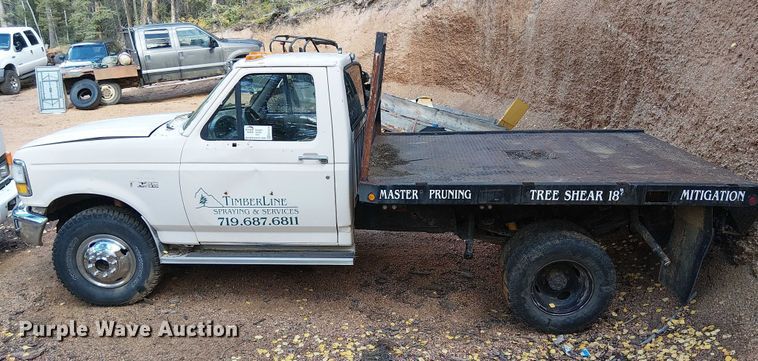 image for item EC1210 1992 Ford F Super Duty dump flatbed truck