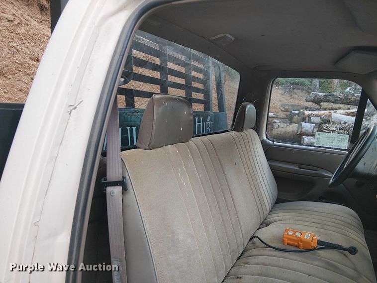 image for item EC1210 1992 Ford F Super Duty dump flatbed truck