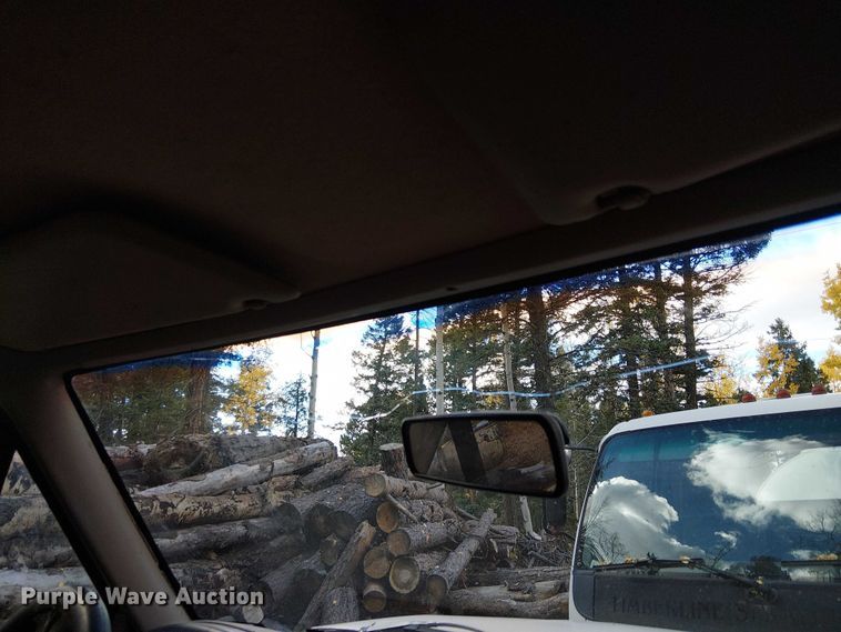 image for item EC1210 1992 Ford F Super Duty dump flatbed truck