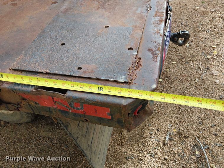 image for item EC1211 2003 Ford F250 Super Duty Crew Cab dump flatbed pickup truck