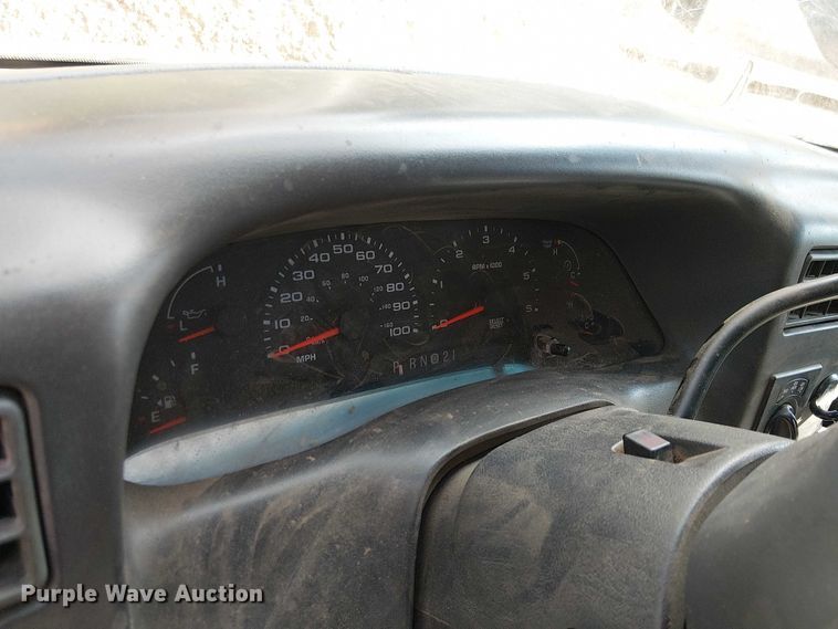 image for item EC1211 2003 Ford F250 Super Duty Crew Cab dump flatbed pickup truck