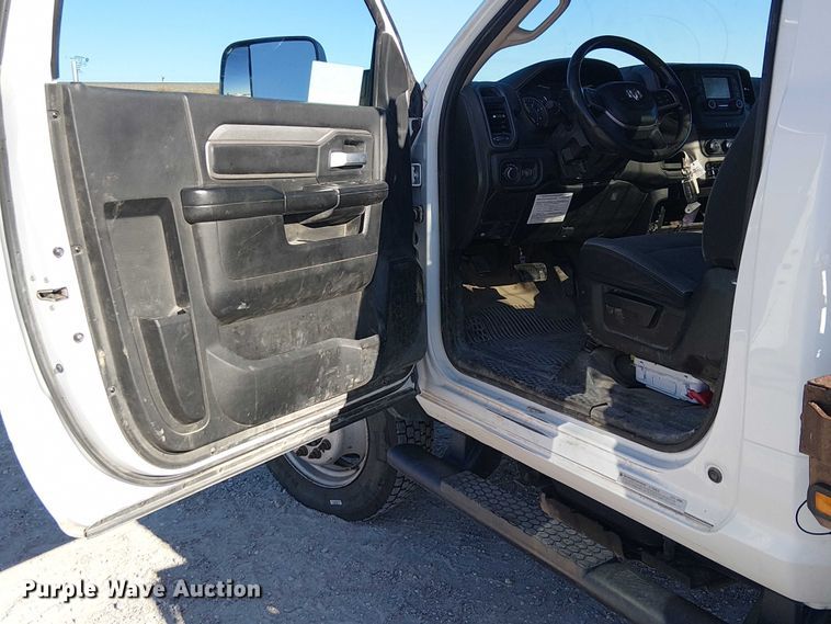 image for item EC1212 2019 RAM 5500 flatbed truck