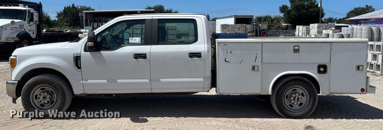 image for item EC3847 2017 Ford F350 Super Duty Crew Cab utility bed pickup truck