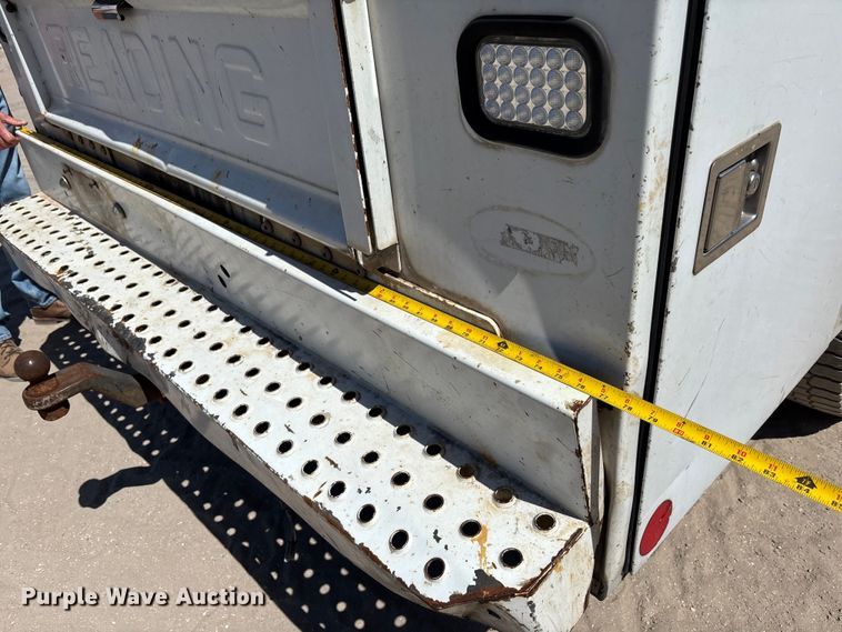 image for item EC3847 2017 Ford F350 Super Duty Crew Cab utility bed pickup truck