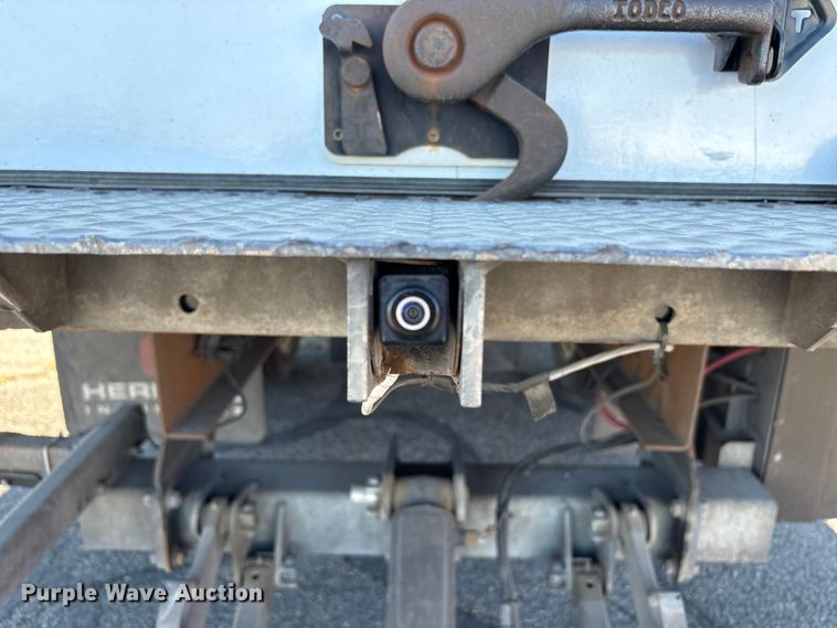 image for item EC8031 2022 Isuzu NQR Crew Cab box truck