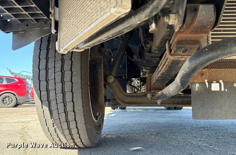 image for item EC8031 2022 Isuzu NQR Crew Cab box truck