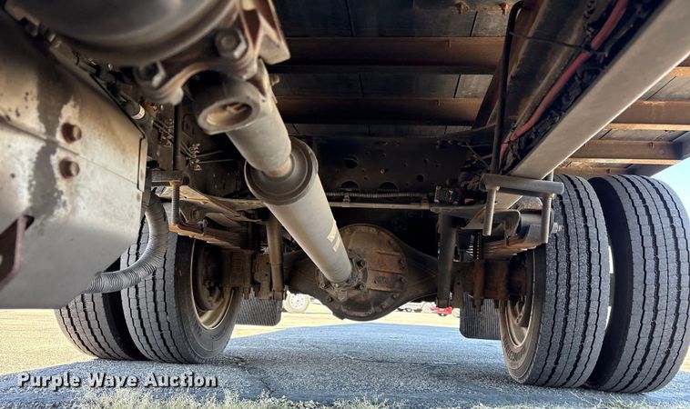 image for item EC8031 2022 Isuzu NQR Crew Cab box truck