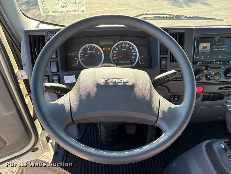image for item EC8031 2022 Isuzu NQR Crew Cab box truck