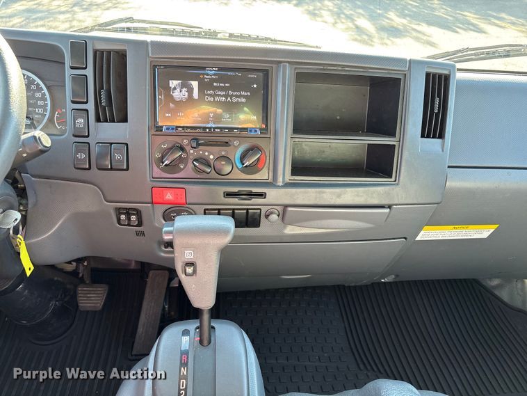 image for item EC8031 2022 Isuzu NQR Crew Cab box truck