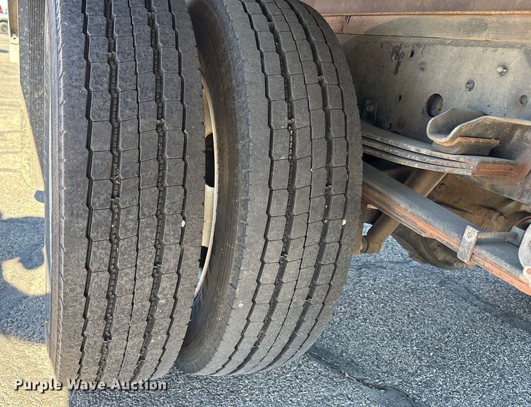 image for item EC8031 2022 Isuzu NQR Crew Cab box truck