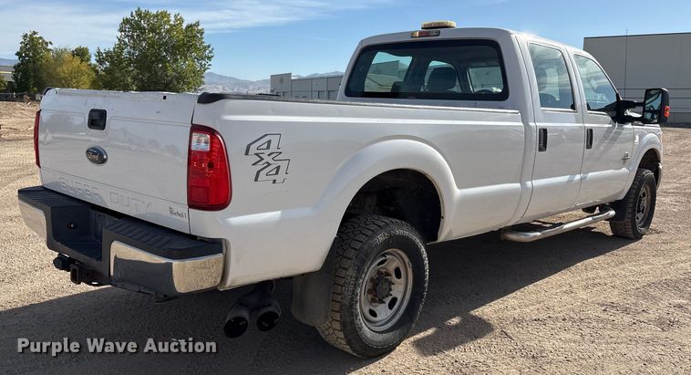 image for item EC8040 2013 Ford F350 Super Duty Crew Cab pickup truck