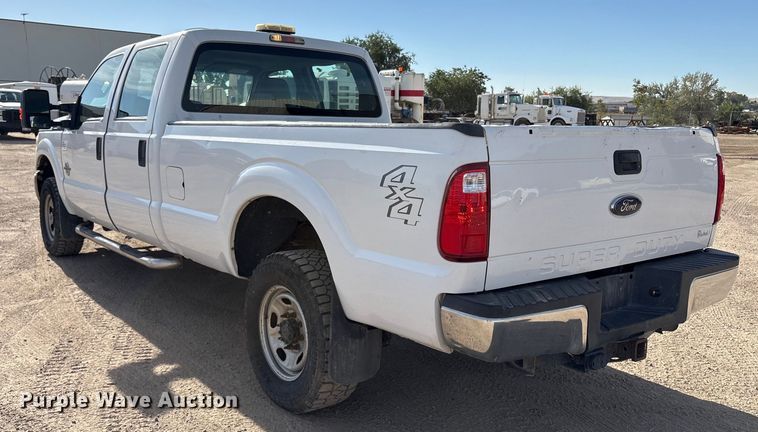 image for item EC8040 2013 Ford F350 Super Duty Crew Cab pickup truck
