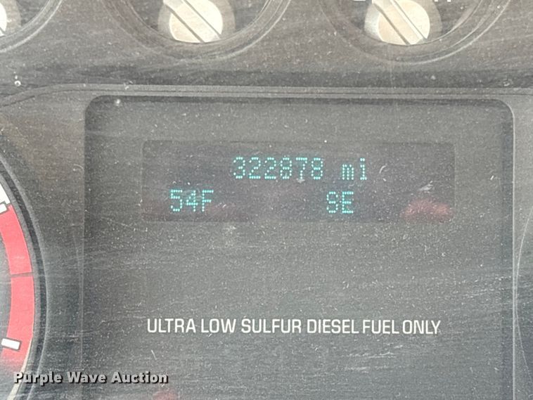 image for item EC8040 2013 Ford F350 Super Duty Crew Cab pickup truck