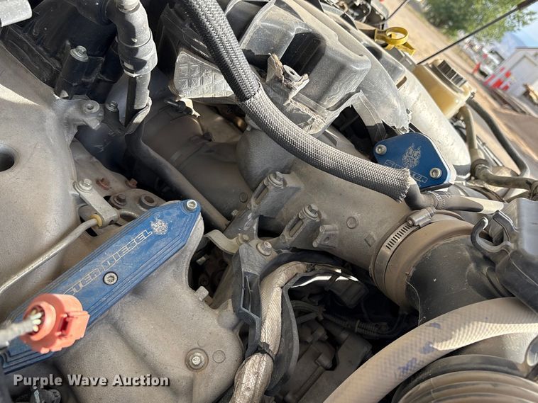 image for item EC8040 2013 Ford F350 Super Duty Crew Cab pickup truck