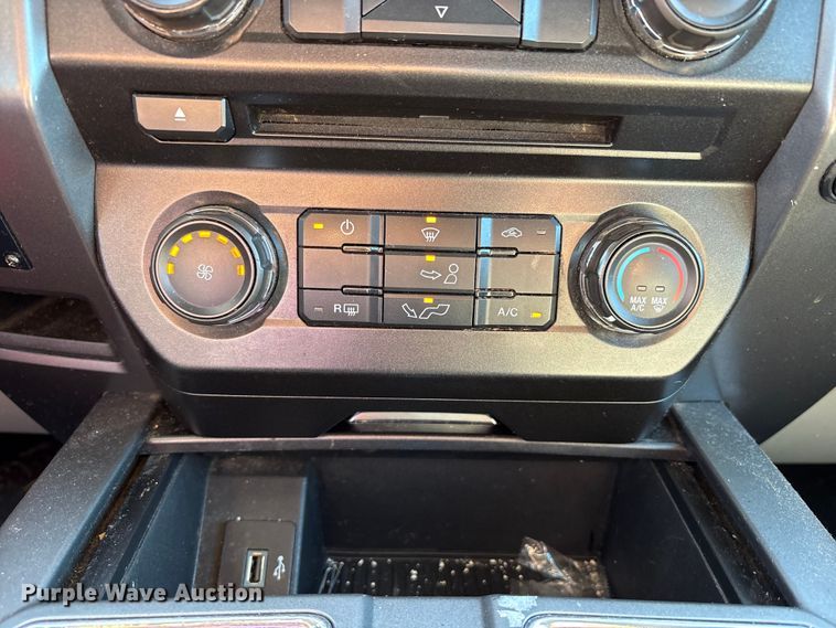 image for item EC8088 2018 Ford F150 SuperCrew pickup truck