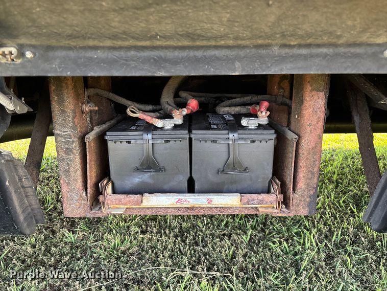 image for item ED2260 2008 Ford F-550 shuttle bus