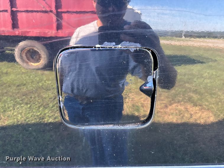 image for item ED2260 2008 Ford F-550 shuttle bus